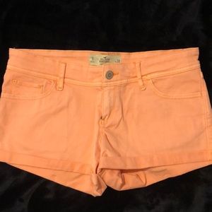Hollister Low Rise Short-Short